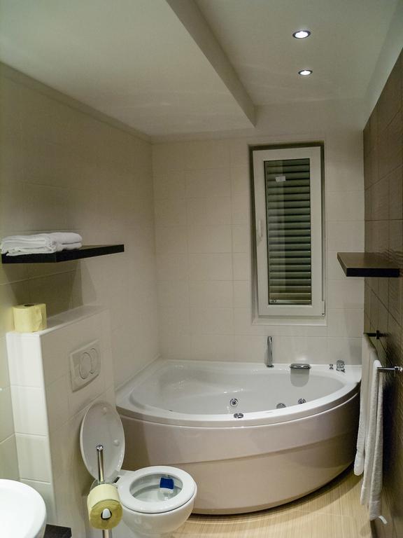 Apartments Marco Polo Banjol Rom bilde