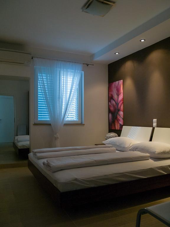 Apartments Marco Polo Banjol Rom bilde